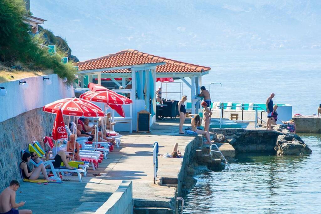 Apartman Kadic Senj Senj  Exteriör bild